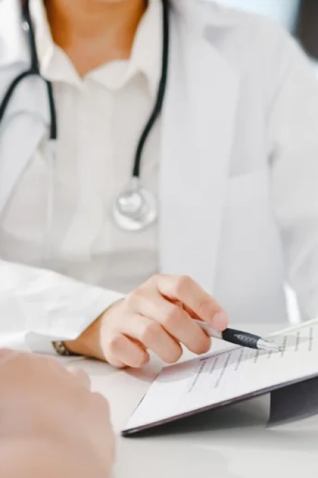 Zdjęcie onkologa podczas wizyty domowej